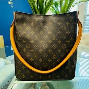 Louis Vuitton Looping GM Bag in Monogram Canvas